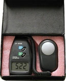 DIGITAL LIGHT INTENSITY METER